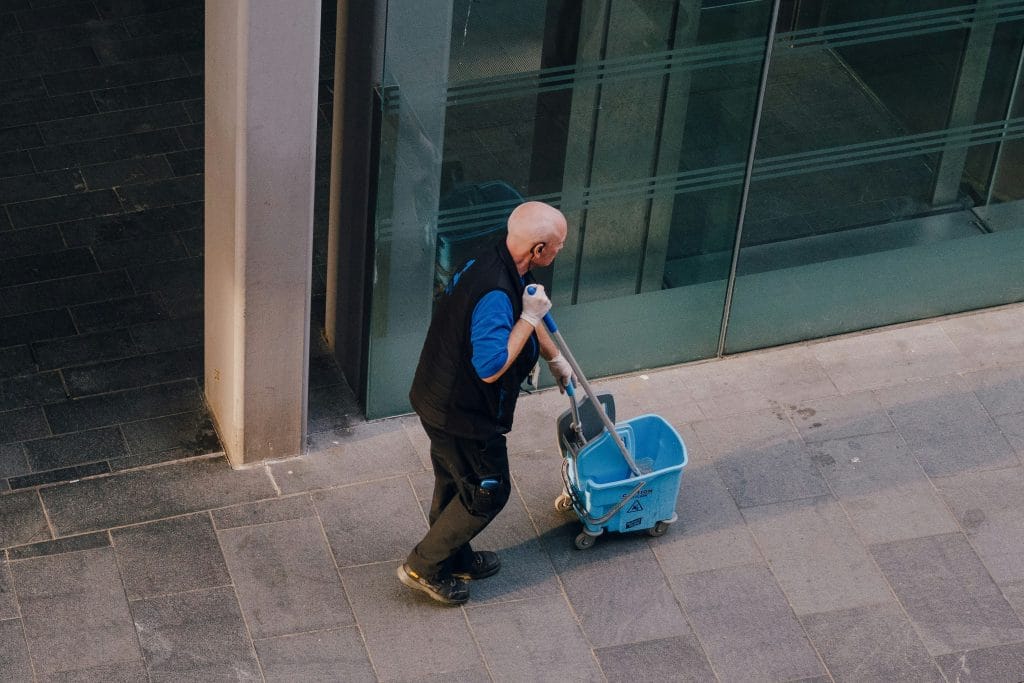 Day Porter Services: Duties, Benefits and Costs 1 what is a day porter